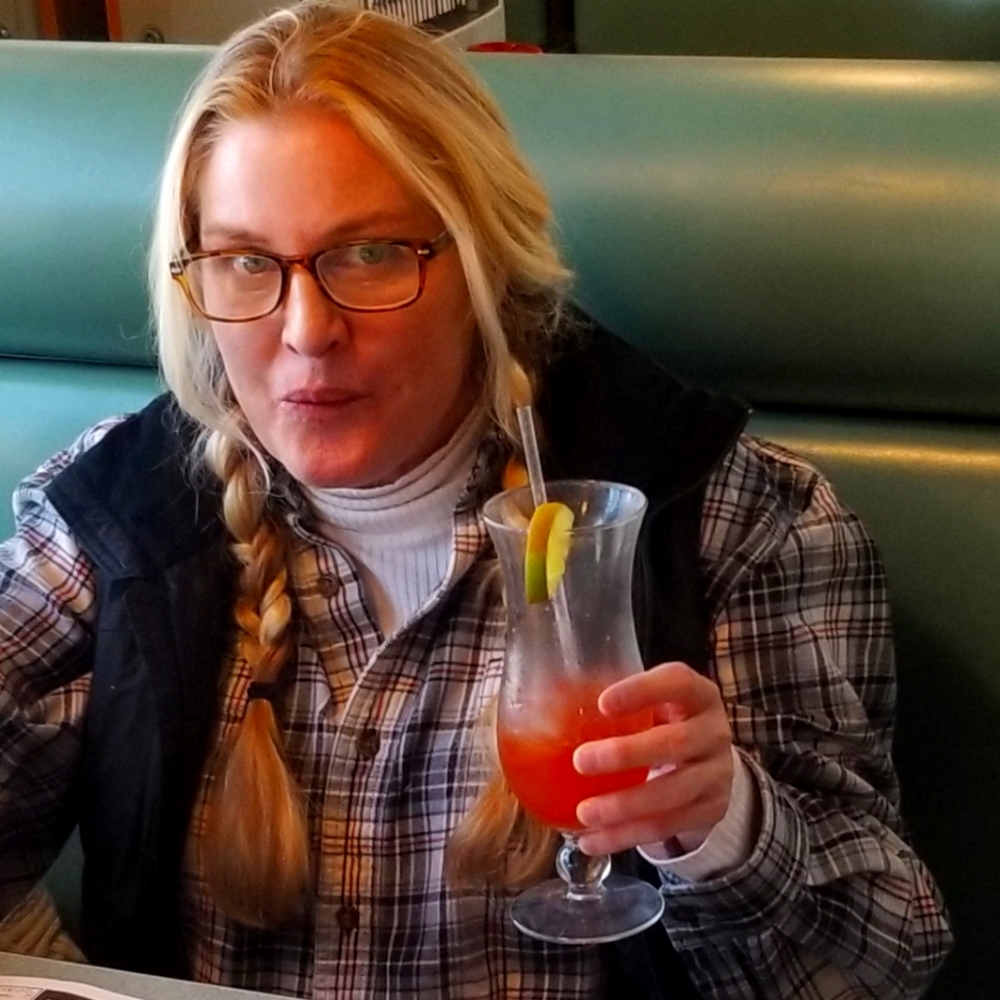 Meet your Posher, Gwen